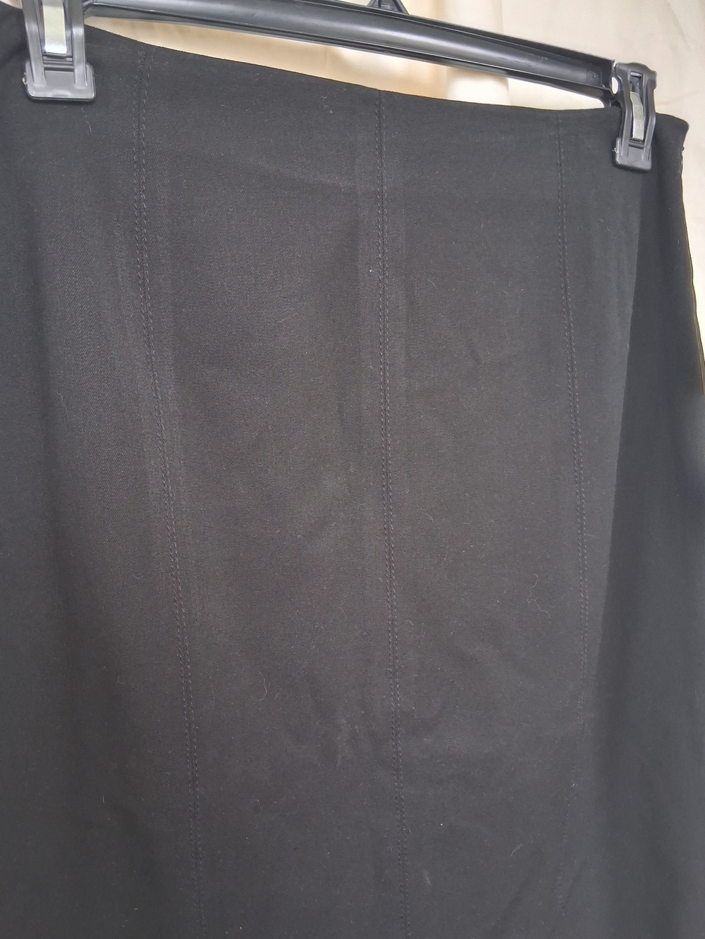 Elegant Black Pencil Skirt - Versatile Office Staple - Picture 2 of 4